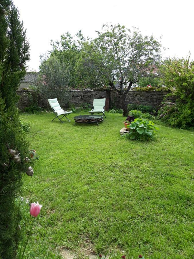 Marey-les-Fussey Le Bois De Laval Bed & Breakfast エクステリア 写真